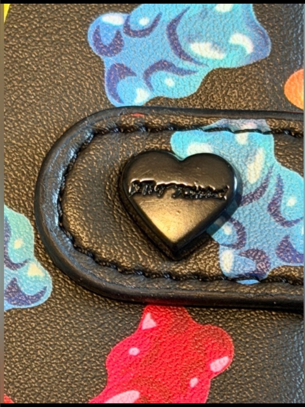 Betsey Johnson Black Wallet with Colorful Gummy Bear Print and Heart Snap - Picture 10 of 10